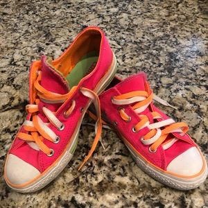 Converse. Great condition!!!